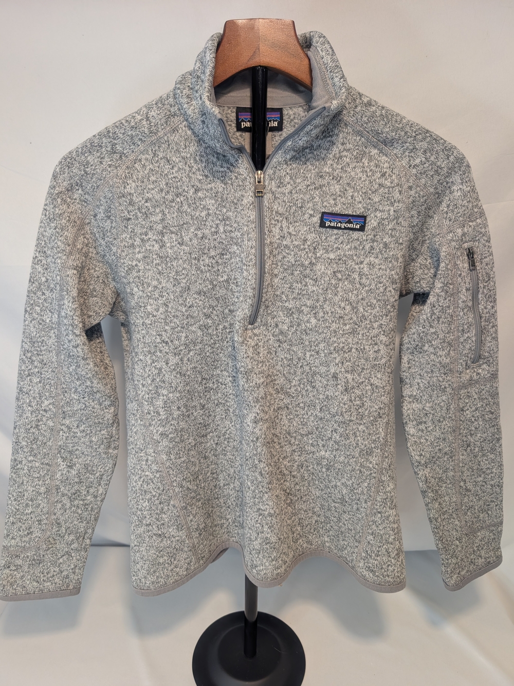Patagonia Women's Small Gray Quarter-Zip Fleece Sweater